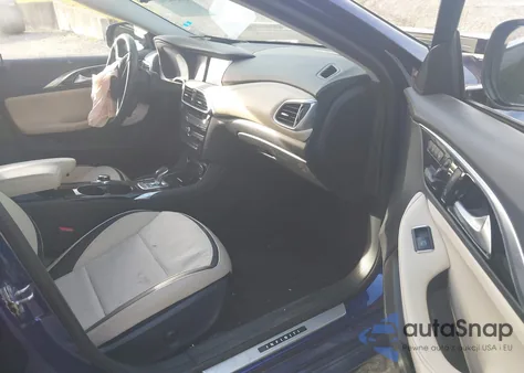 2019 Infiniti Qx30 Luxe z USA, uszkodzony, nr VIN SJKCH5CP9KA011293